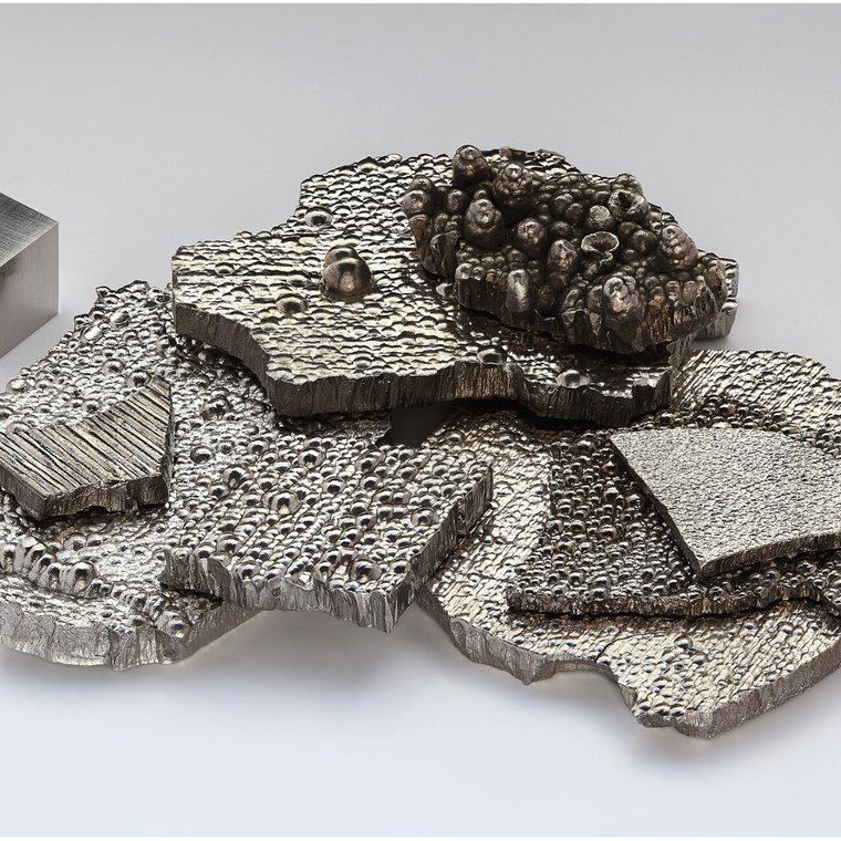 Electrolytic cobalt cathode pieces