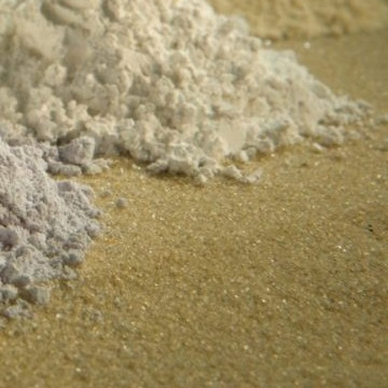 Yttrium oxide powder